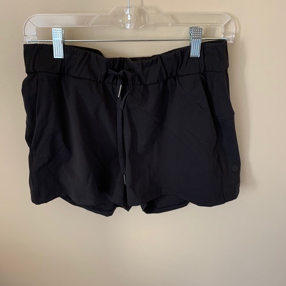 lululemon athletica Pants - NWOT  lululemon On the Fly Shorts 2.5